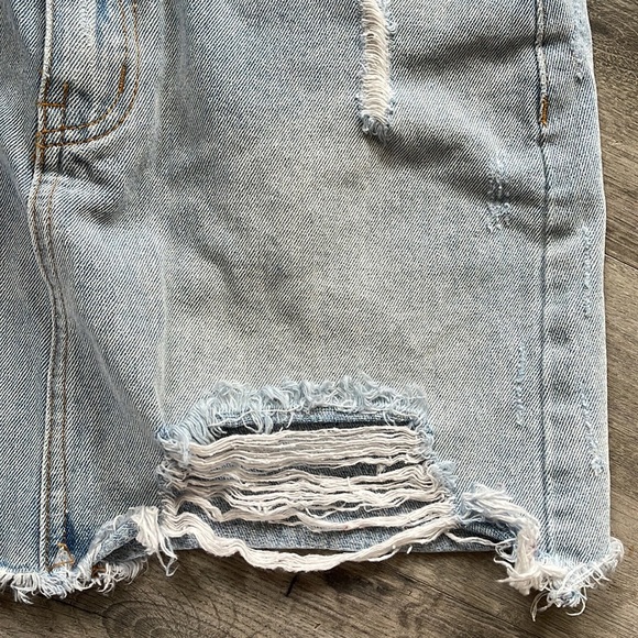Showpo Jean skirt - Picture 5 of 5